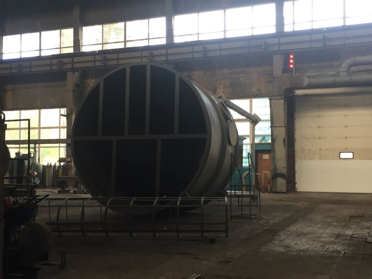 Металлический бункер для остатков пивоваренного сырья | завод СтройМК Красноярск