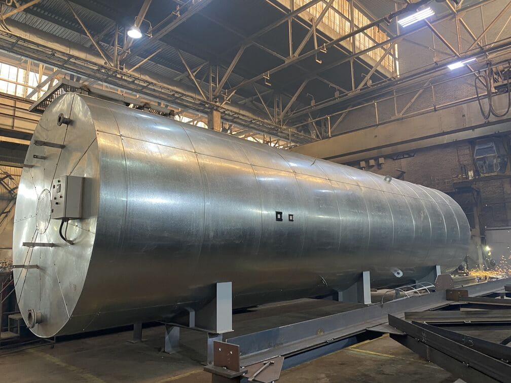 Резервуары стальные наземные по выгодным ценам на заводе металлоконструкций СтройМК в Красноярске